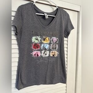 The Eras Tour Graphic T-Shirt Taylor Swift District Gray V-Neck Short Sleeve SM